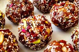 Fruit and nut balls